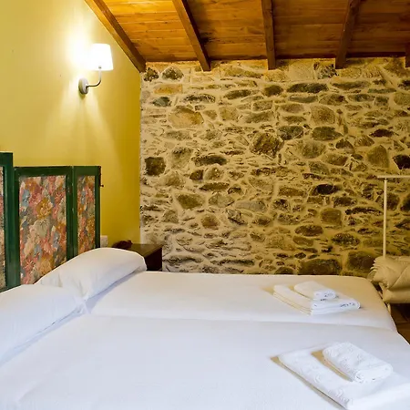 Porto De Bois Turisticos 公寓式酒店 4*